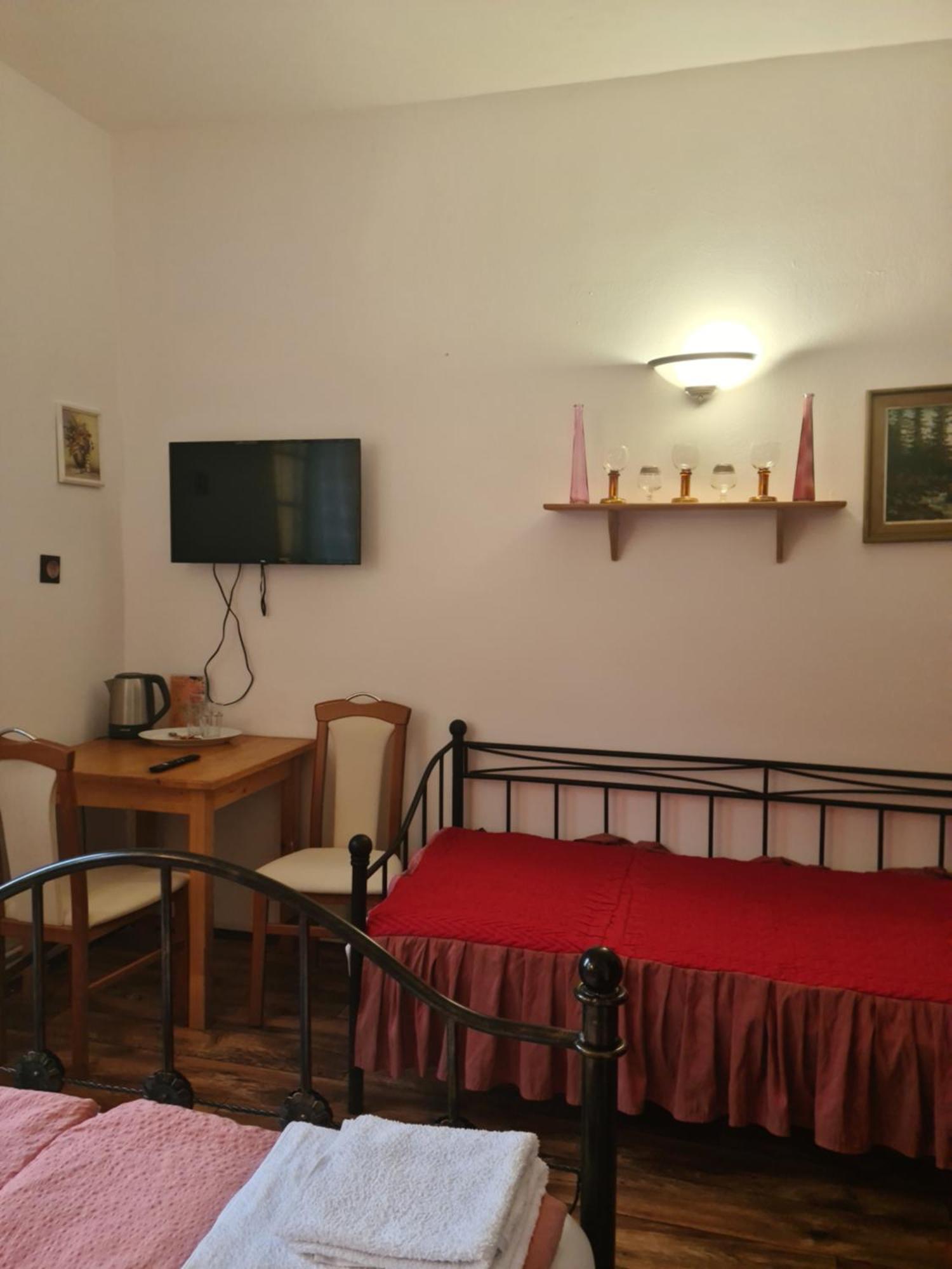 Penzion Vysehrad Nonstop Český Krumlov Eksteriør bilde